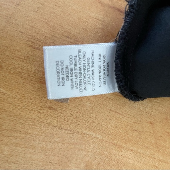 Loft outlet black v-neck long sleeve size xs polyester/rayon - Picture 5 of 6